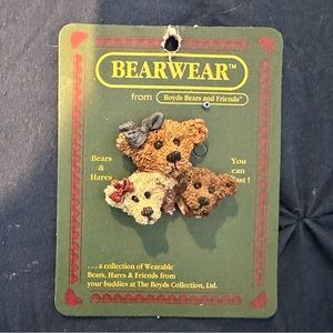 Boyds Bears lapel pin